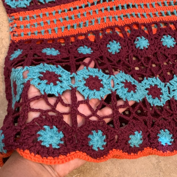 Moda International Ladies Crocheted Top - Picture 2 of 5